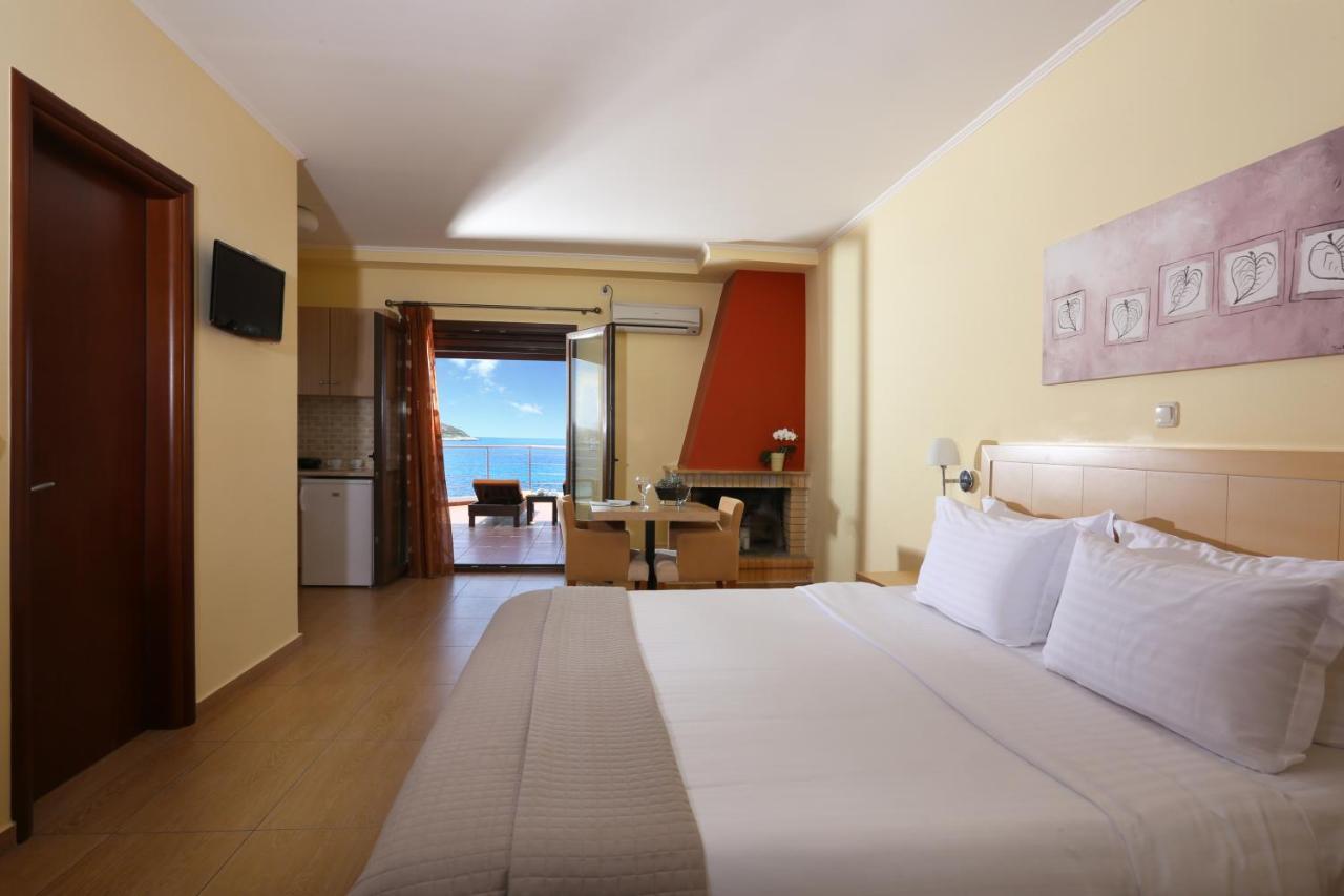 Faros Luxury Suites Маратополис Экстерьер фото