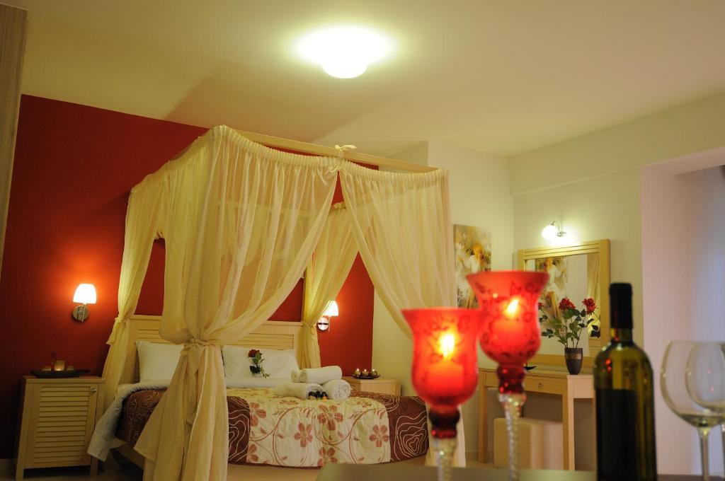 Faros Luxury Suites Маратополис Номер фото